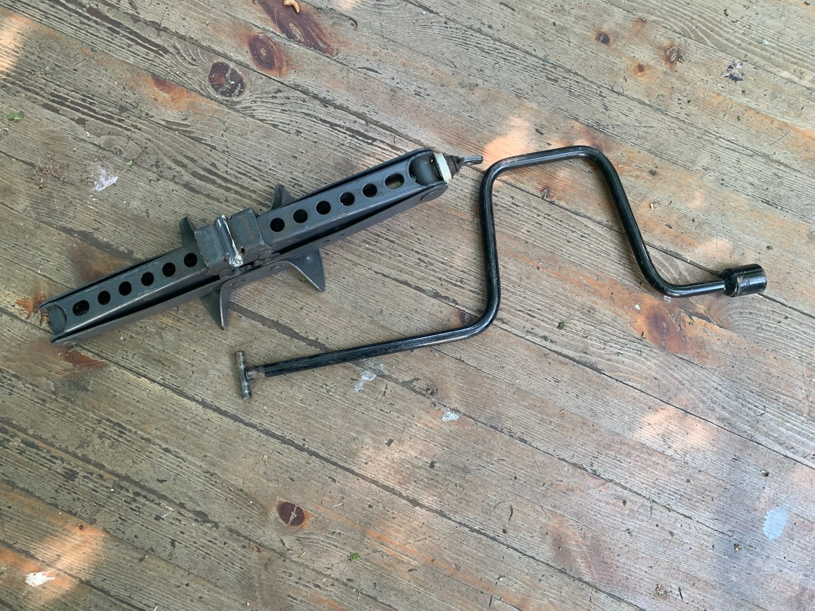 Krik uit een Peugeot 405, Ophalen, Gebruikt, Mechanisch, Schaarkrik
