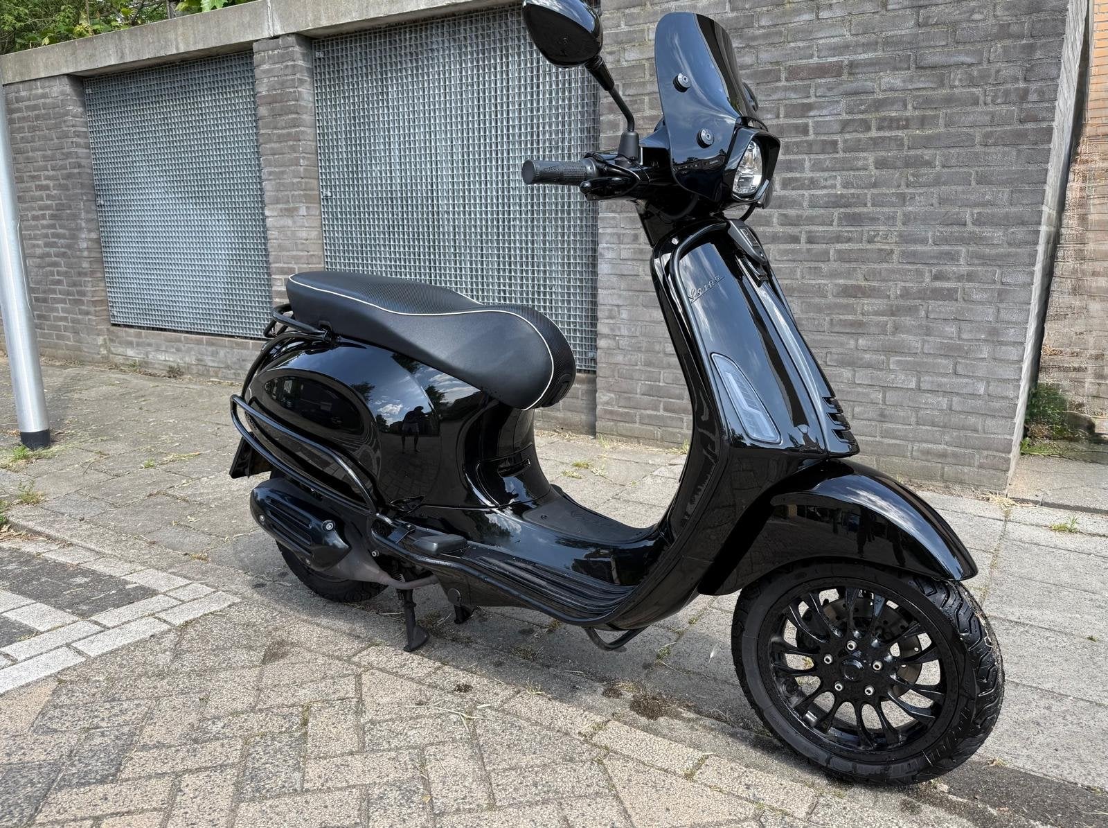 Vespa Sprint Brom 2020 4T Hoogglans Zwart, Ophalen, Gebruikt, Benzine, Vespa
