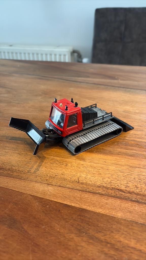Siku pisten bully PB 270 DS, Ophalen of Verzenden, Zo goed als nieuw, Auto