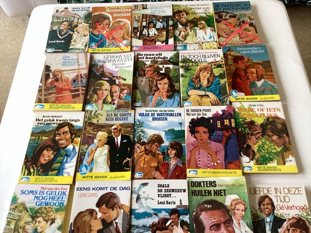 26 Witte Raven meisjes pockets per stuk te koop, Boeken, Ophalen of Verzenden, Gelezen