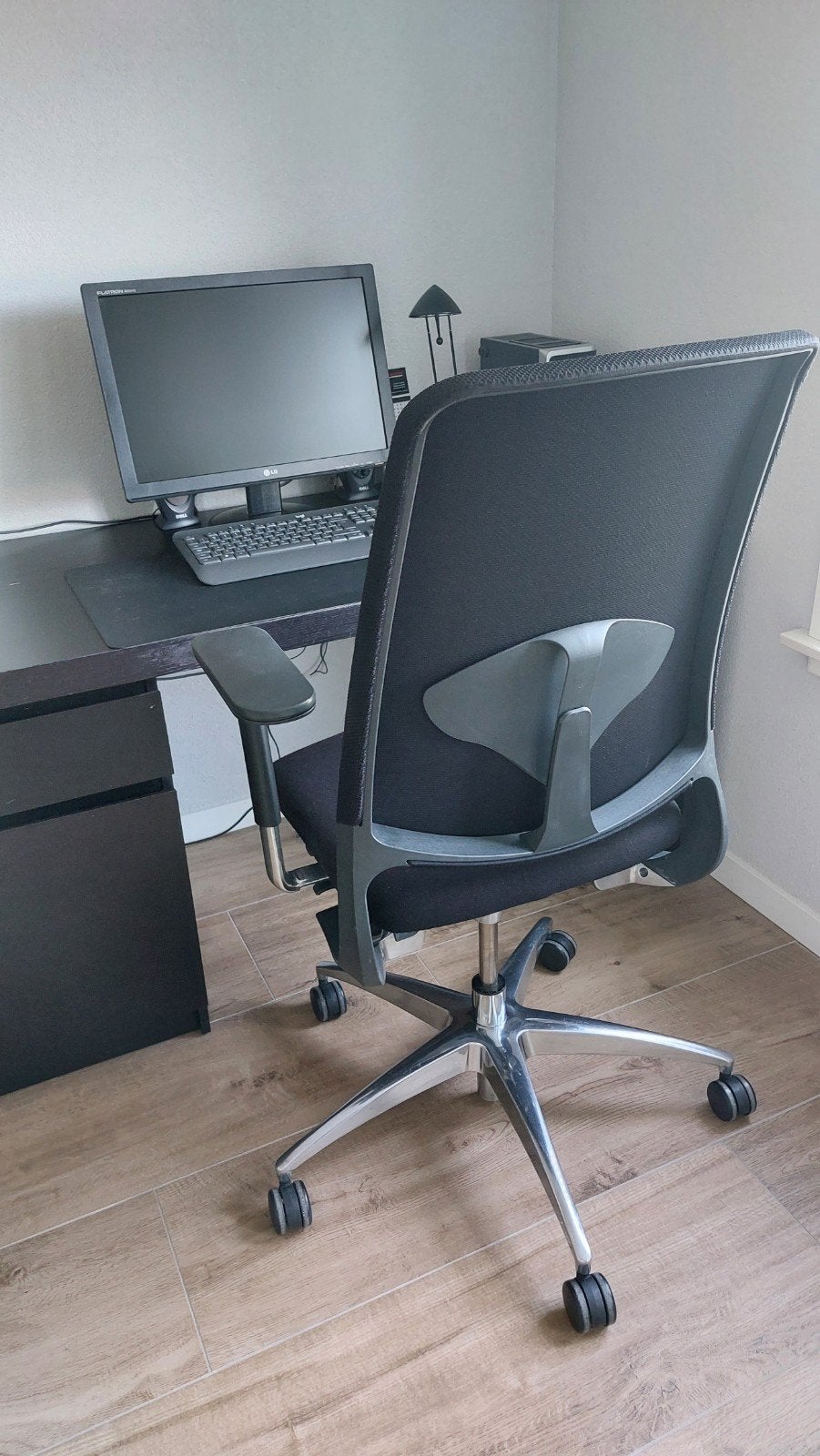 Ikea buro inclusief burostoel, Ophalen, Gebruikt, 65 cm, Spaanplaat of MDF