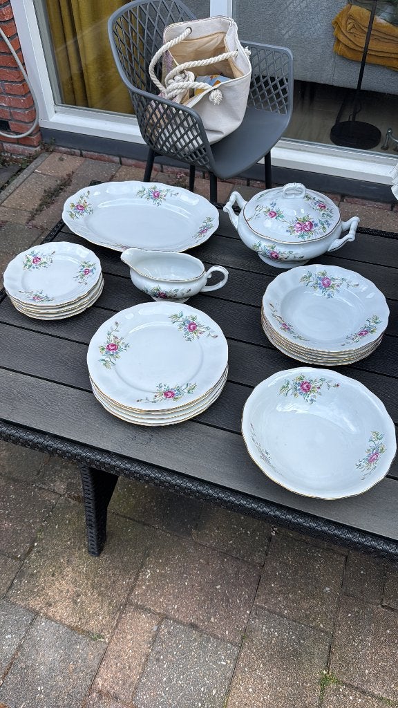 6-persoons vintage Karolina porseleinen dinerservies, Ophalen