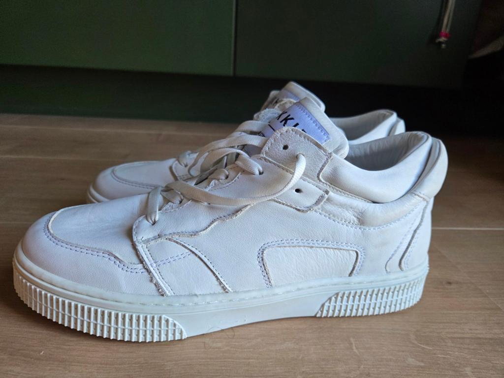 ZGAN witte sneakers Nikkie mt 40, Ophalen of Verzenden, Zo goed als nieuw, Wit, Sneakers of Gympen
