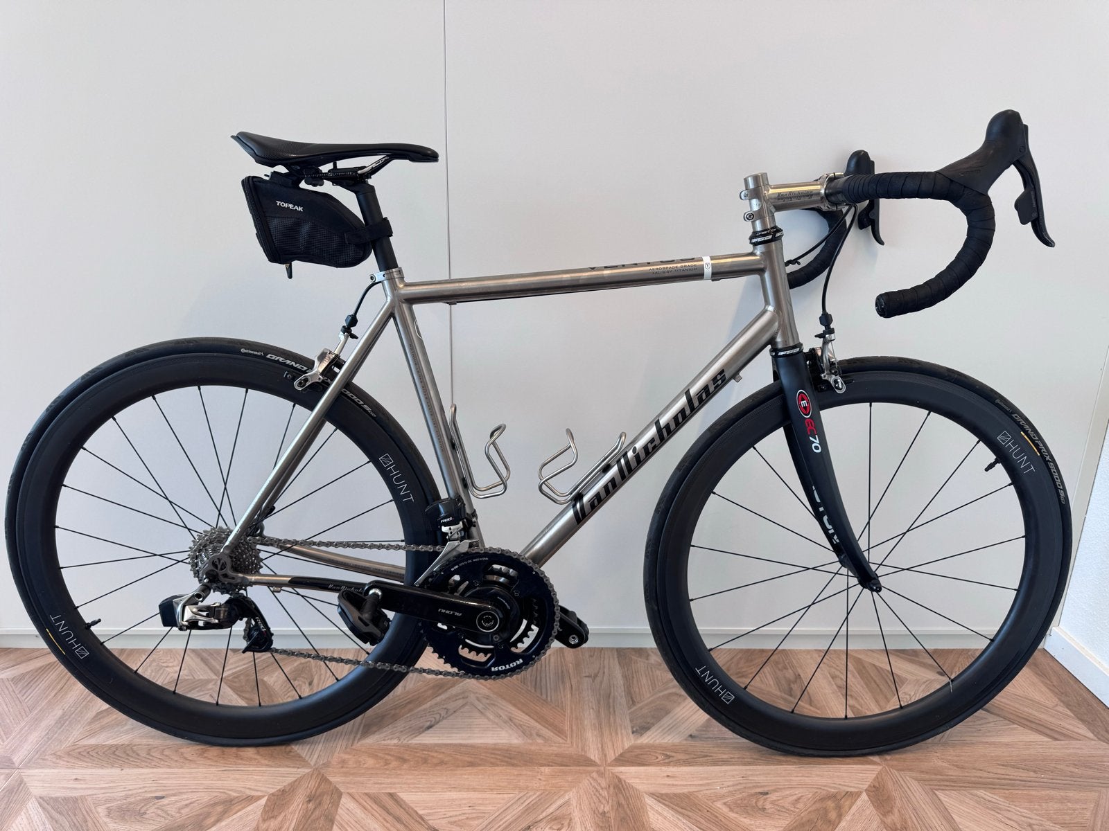 Van Nicholas Ventus Titanium SRAM Red AXS Hunt Carbon, Fietsen en Brommers, Fietsen | Racefietsen, Overige merken, 28 inch, Gebruikt