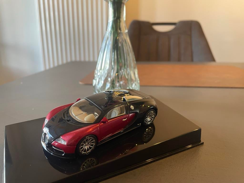 Autoart 1:43 Bugatti Veyron, Ophalen of Verzenden, Zo goed als nieuw, Auto