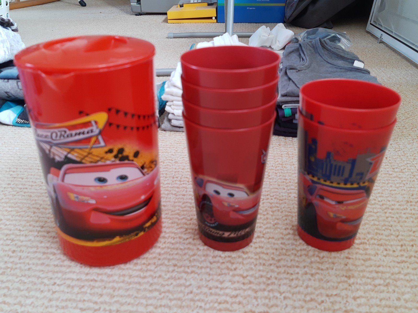 Limonade drinkset - schenkkan + 6 bekers - Cars - Disney, Ophalen of Verzenden, Zo goed als nieuw