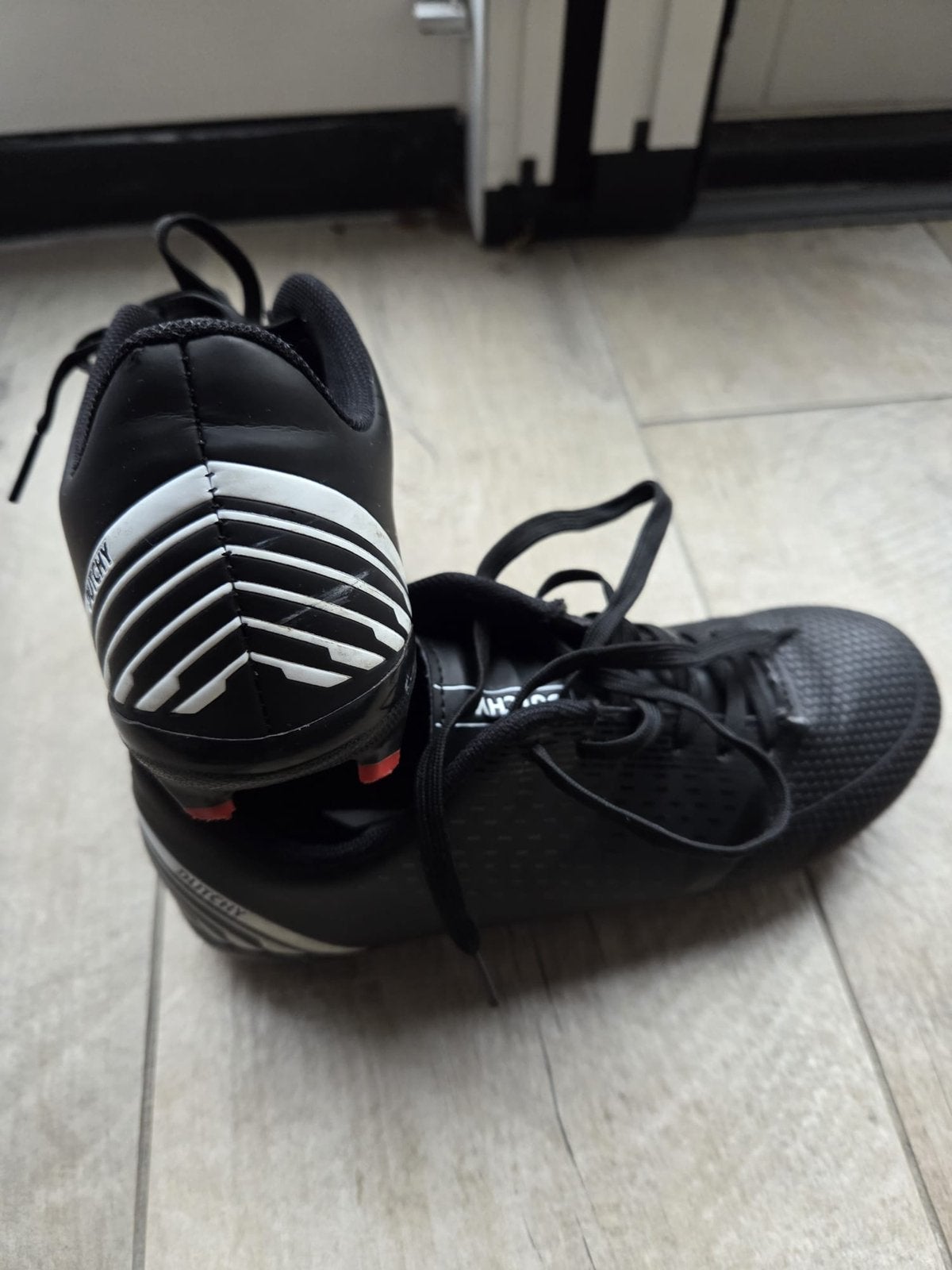 Dutchy voetbalschoenen, Maat XS of kleiner, Ophalen of Verzenden, Zo goed als nieuw, Schoenen