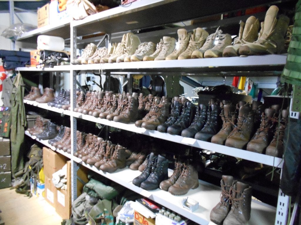 Haix, Meindl, Lowa en meer. Ex defensie schoenen gedragen, Ophalen of Verzenden, Zo goed als nieuw, Schoenen