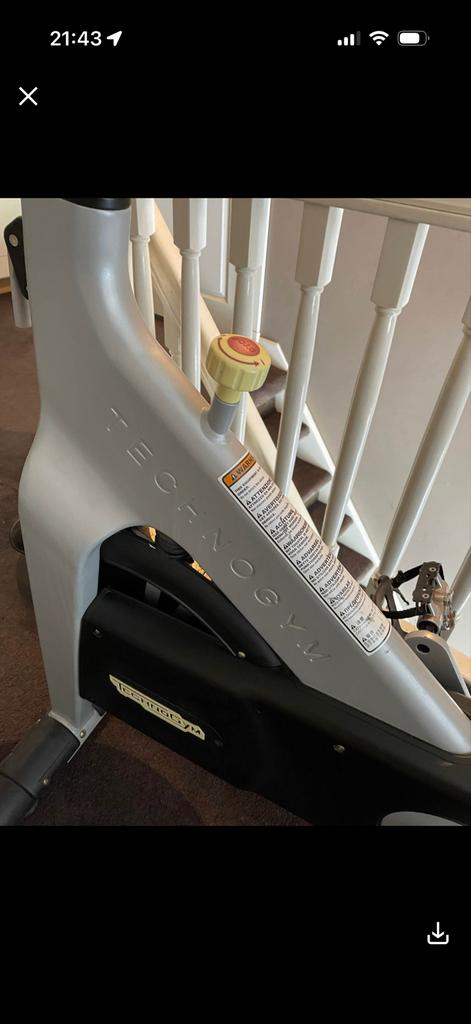 Technogym Group Cycle Spinningfiets - Professionele Kwalitei, Ophalen, Spinningfiets, Zo goed als nieuw, Metaal