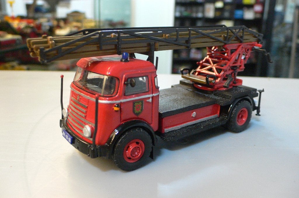 daf 7 streper brandweerladderauto-golden  oldies   1/50, Verzenden, Nieuw, Bus of Vrachtwagen, Overige merken