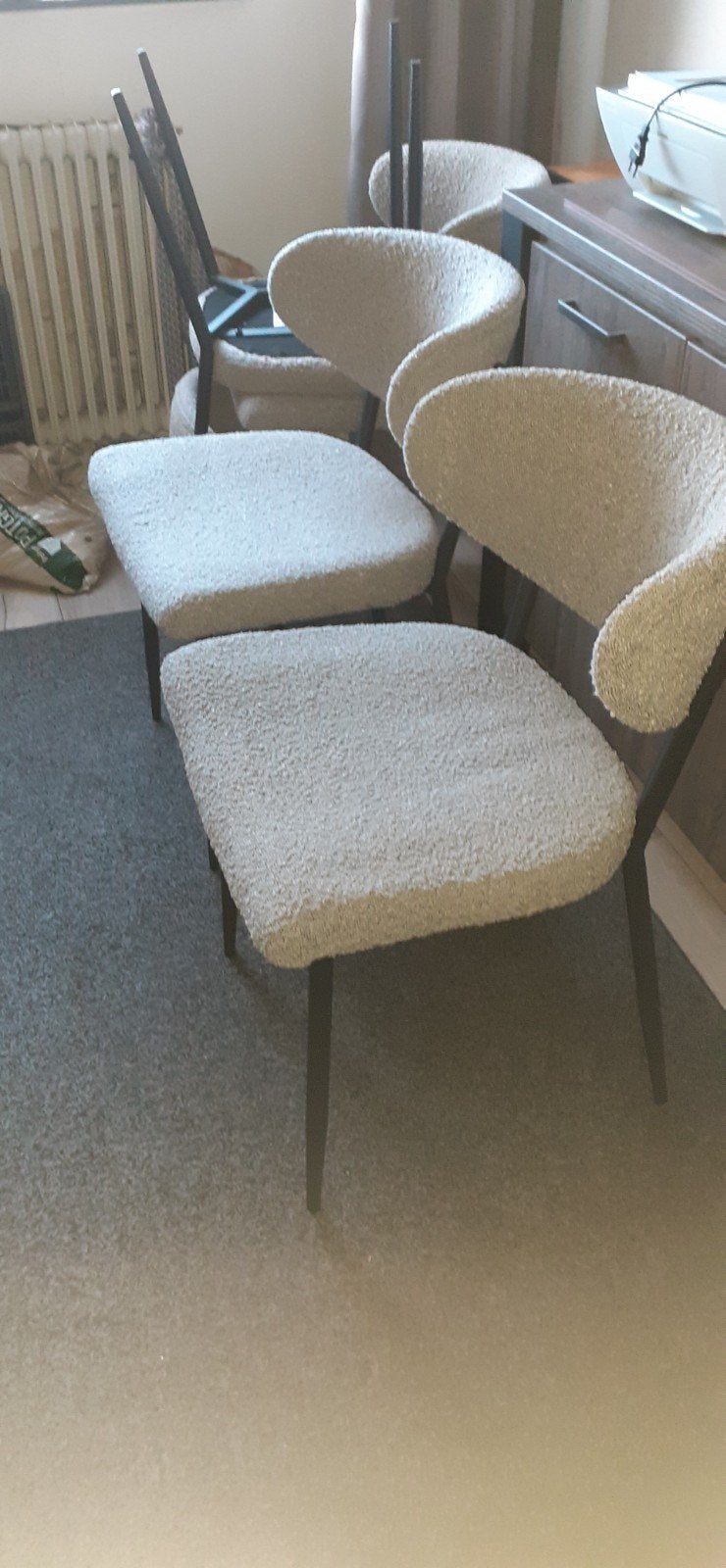 Moderne eetkamerstoelen met teddy stof - 4 stuks, Ophalen, Overige kleuren, Modern, Scandinavisch, Zo goed als nieuw