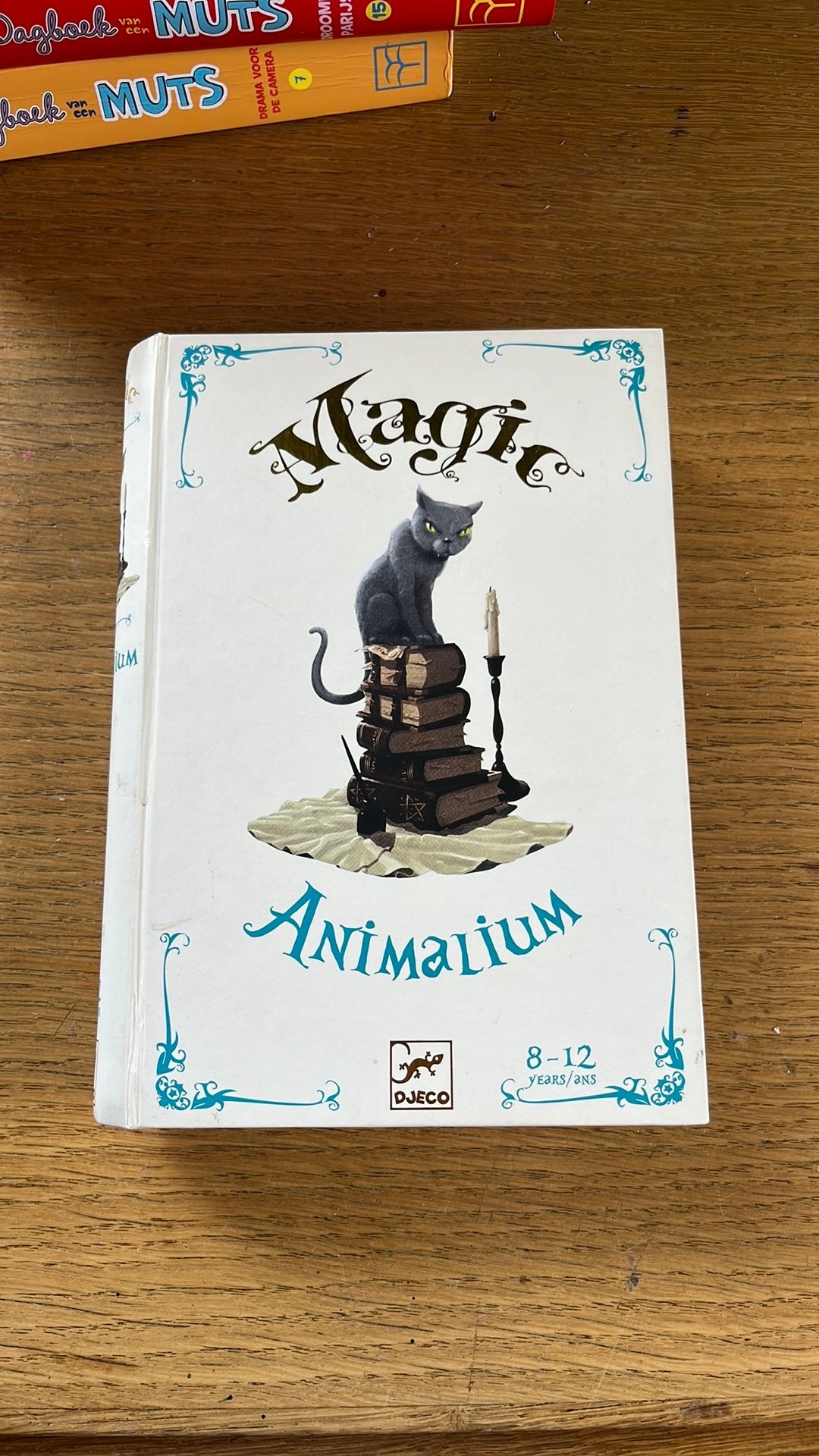 Djeco Magic Animalium, Boeken, Chicklit, Ophalen, Zo goed als nieuw