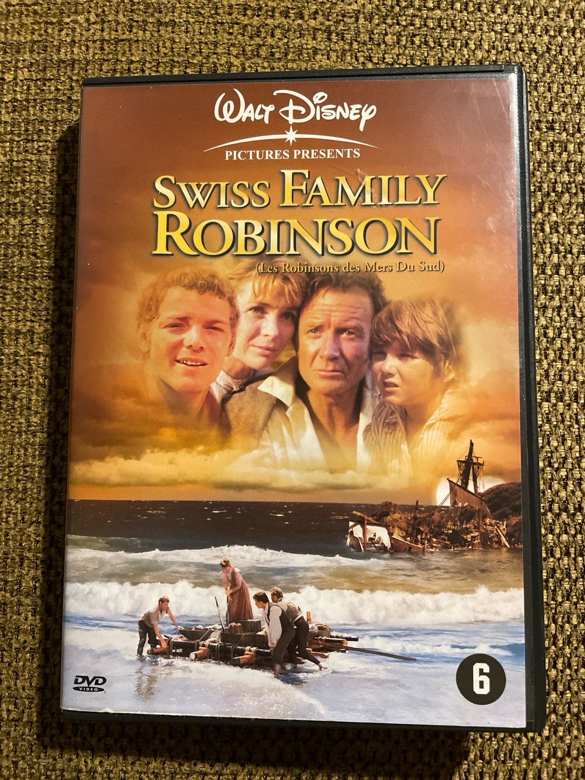 Swiss Family Robinson (Walt Disney) dvd, Bonusmateriaal, Nederlands, Zo goed als nieuw, Vanaf 6 jaar