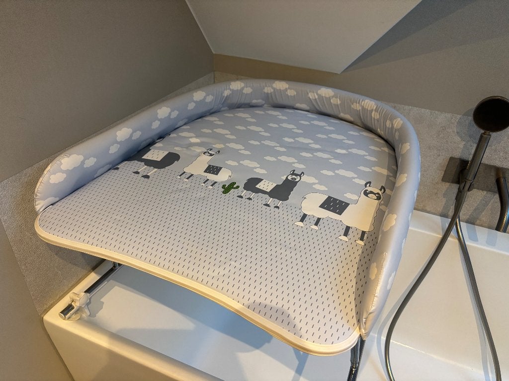 Geuther aankleedtafel, Ophalen, Zo goed als nieuw, Overige typen, Overige merken