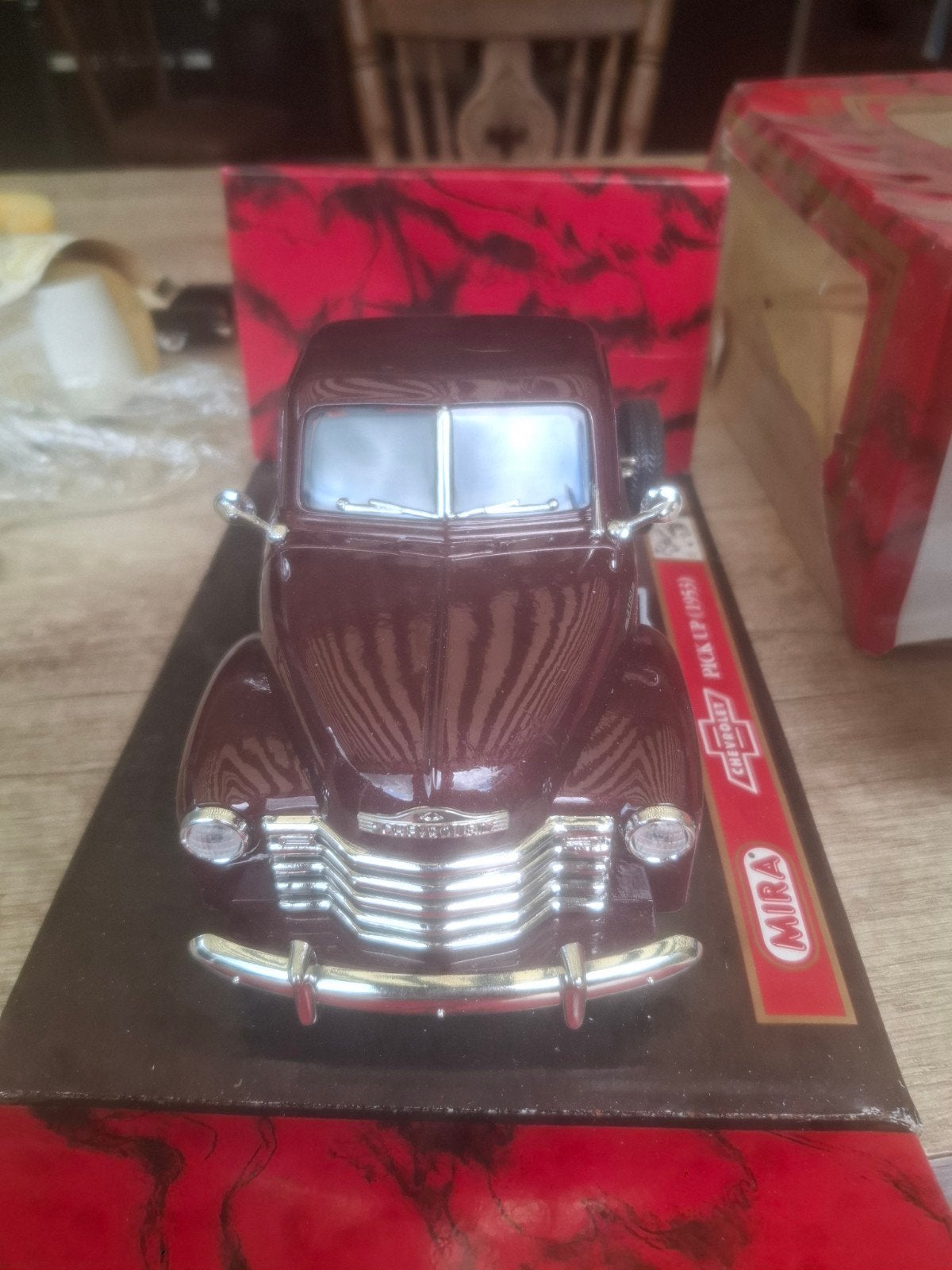 Mira Chevrolet 3100 Pick-up 1953 1:18 in bordeauxrood maroon, Ophalen, Nieuw, Auto