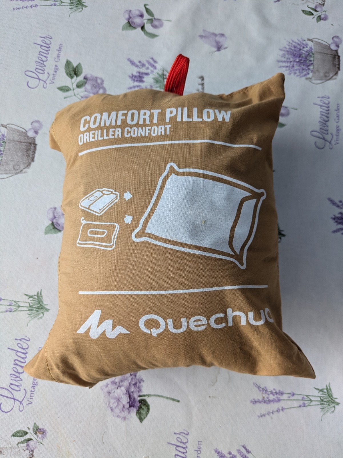 Quechua comfort pillow hoofdkussen, Caravans en Kamperen, Ophalen