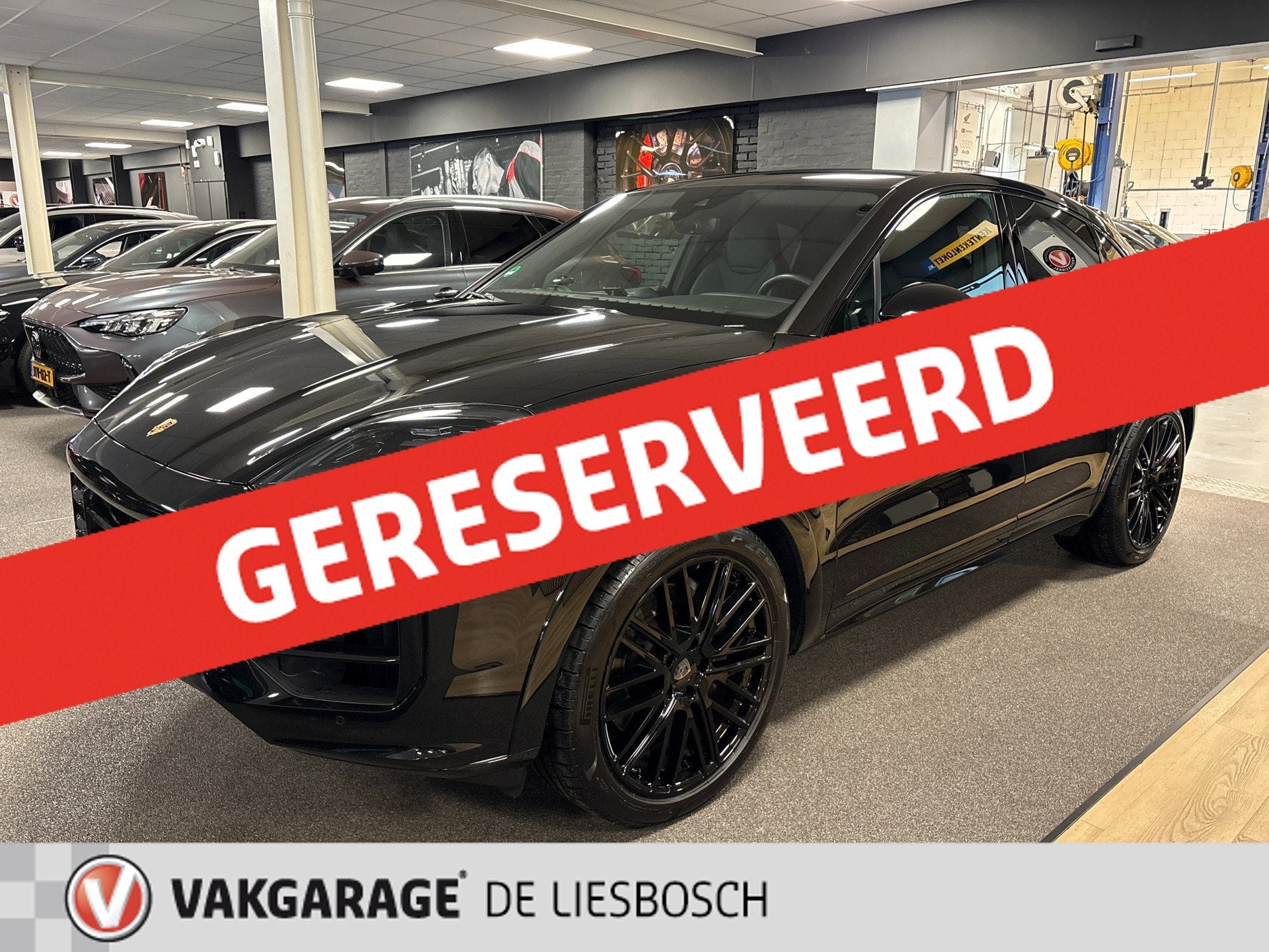 Porsche Cayenne coupe 3.0 E-Hybrid/sport chrono/sport design, Automaat, Gebruikt, 2995 cc, Zwart
