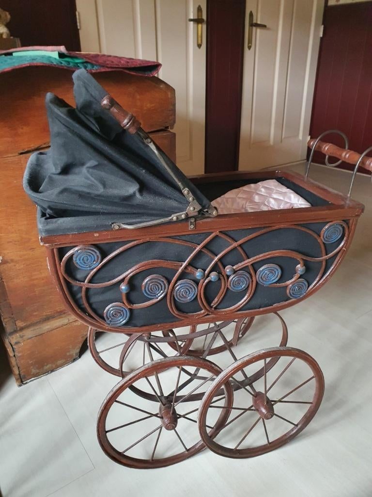 antieke poppenwagen, Antiek en Kunst, Ophalen