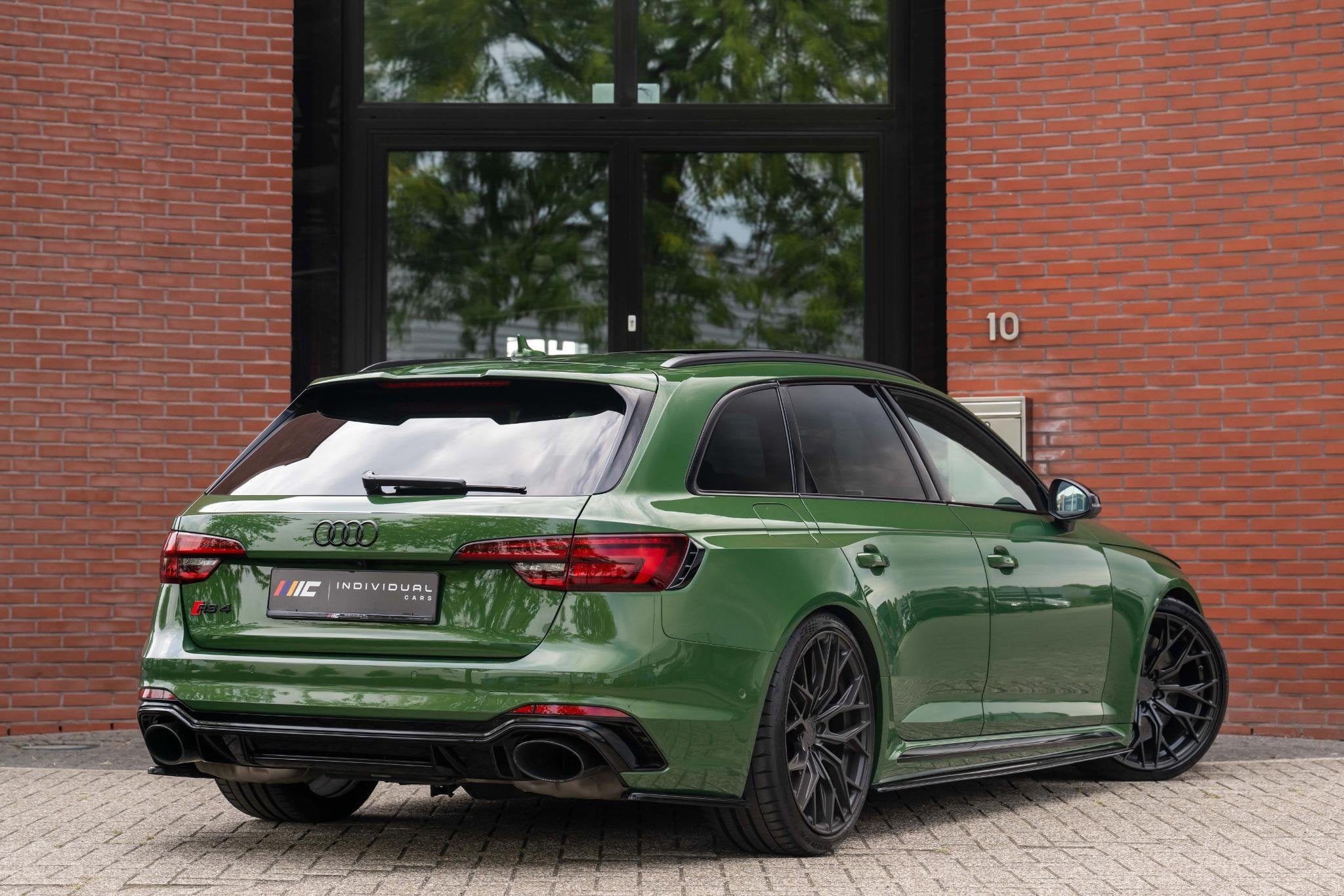 Audi RS4 Avant 2.9 TFSI quattro 540pk Stage 2 Downpipe Keram, Auto's, Audi, Automaat, Dealer onderhouden, Gebruikt, Vierwielaandrijving