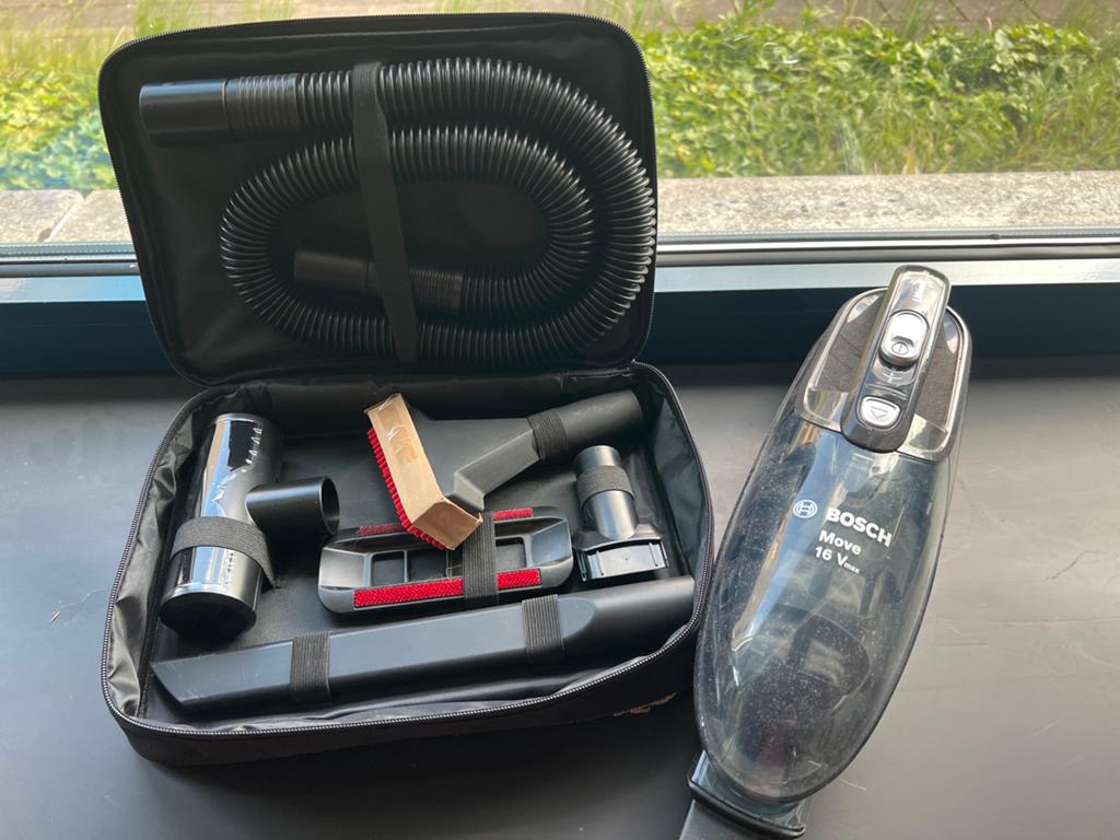 Bosch Move 16 Vmax Kruimeldief met accessoires, Ophalen, Zo goed als nieuw