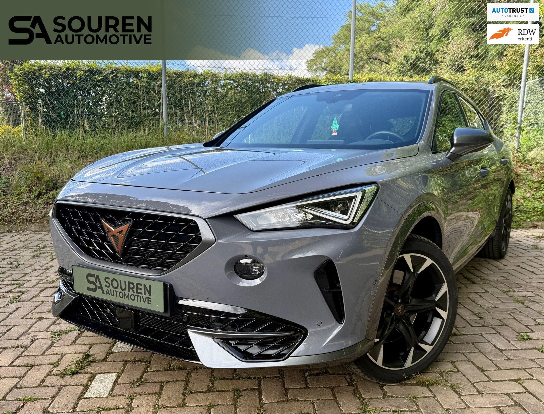 Cupra FORMENTOR 2.0 TSI 4DRIVE / LED / VIRTUAL / SFEER / PAN, Auto's, Dealer onderhouden, 4 cilinders, Leder en Stof, 1526 kg
