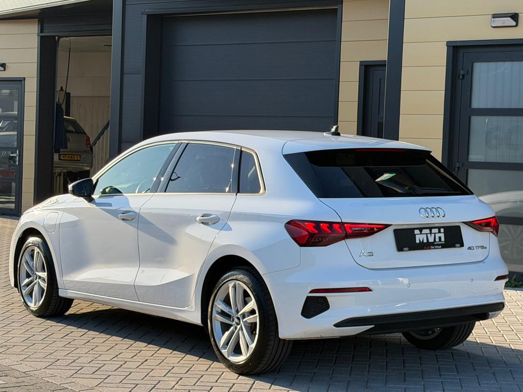 Audi A3 Sportback 40 TFSI e S-Edition - ACC - Carplay - Full, Stof, Euro 6, 4 cilinders, Wit