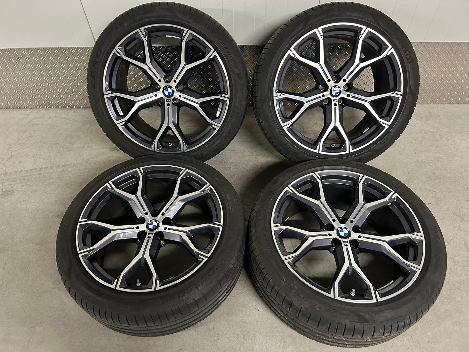 Originele BMW X5 G05 X6 G06 741M 21 inch Pirelli * 2022 TPMS, Ophalen, Gebruikt, 275 mm, Banden en Velgen