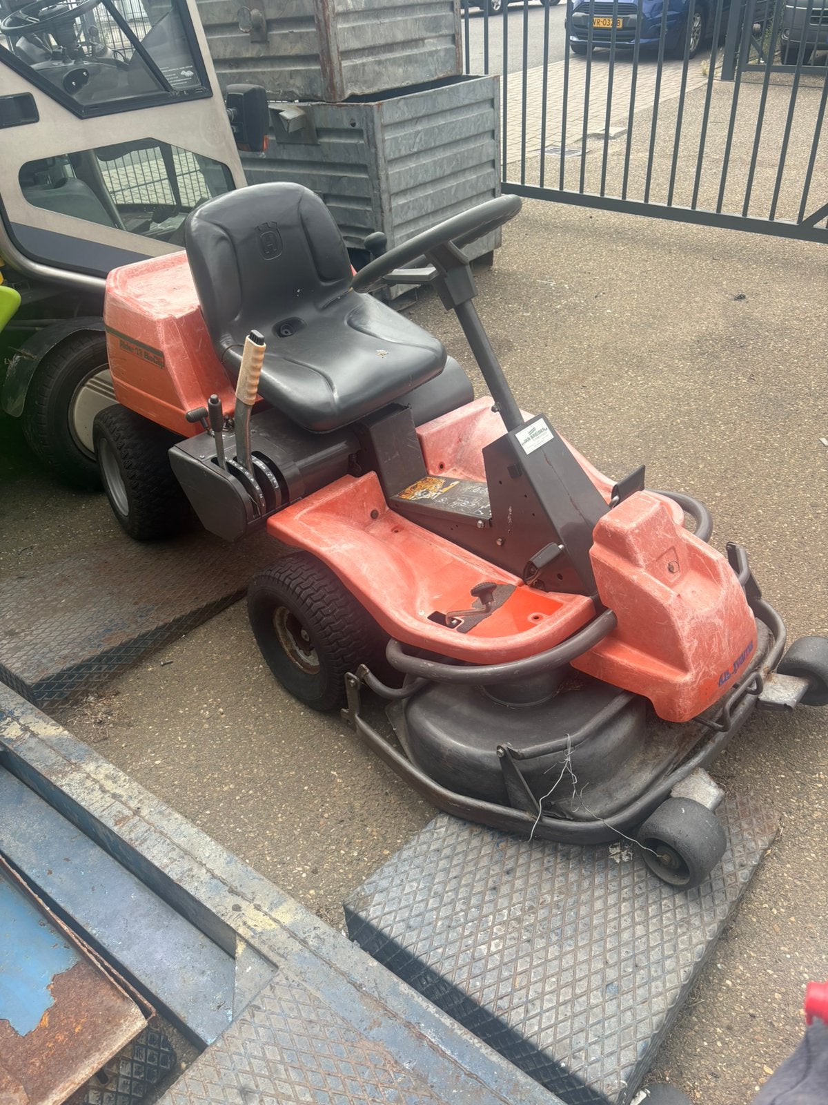 Husqvarna frontmaaier iets werk loopt goed, Tuin en Terras, Ophalen, Gebruikt, 50 cm of meer, H