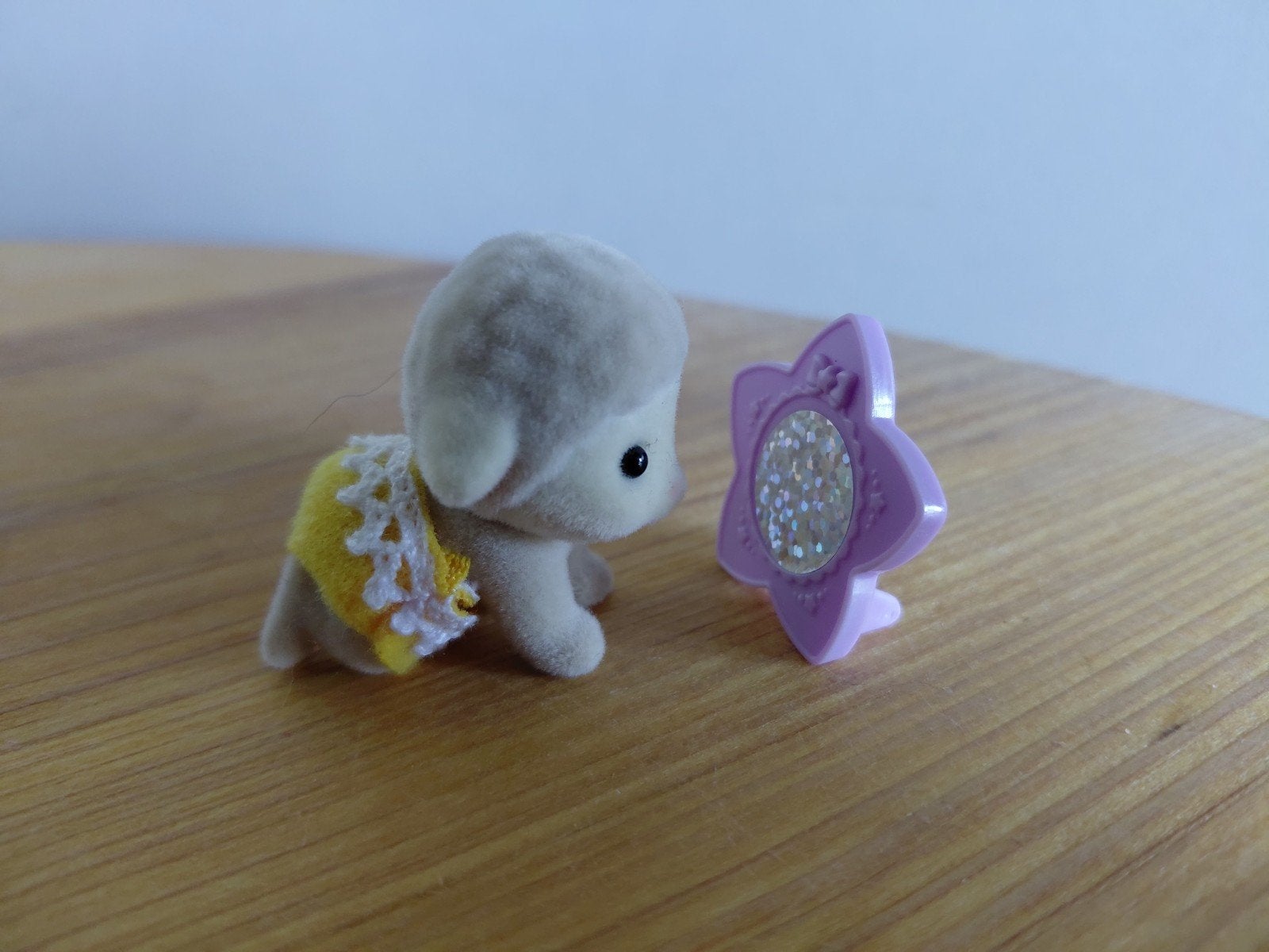 Sylvanian Families lammetje/spiegel verrassingzakje compleet, Ophalen of Verzenden, Zo goed als nieuw