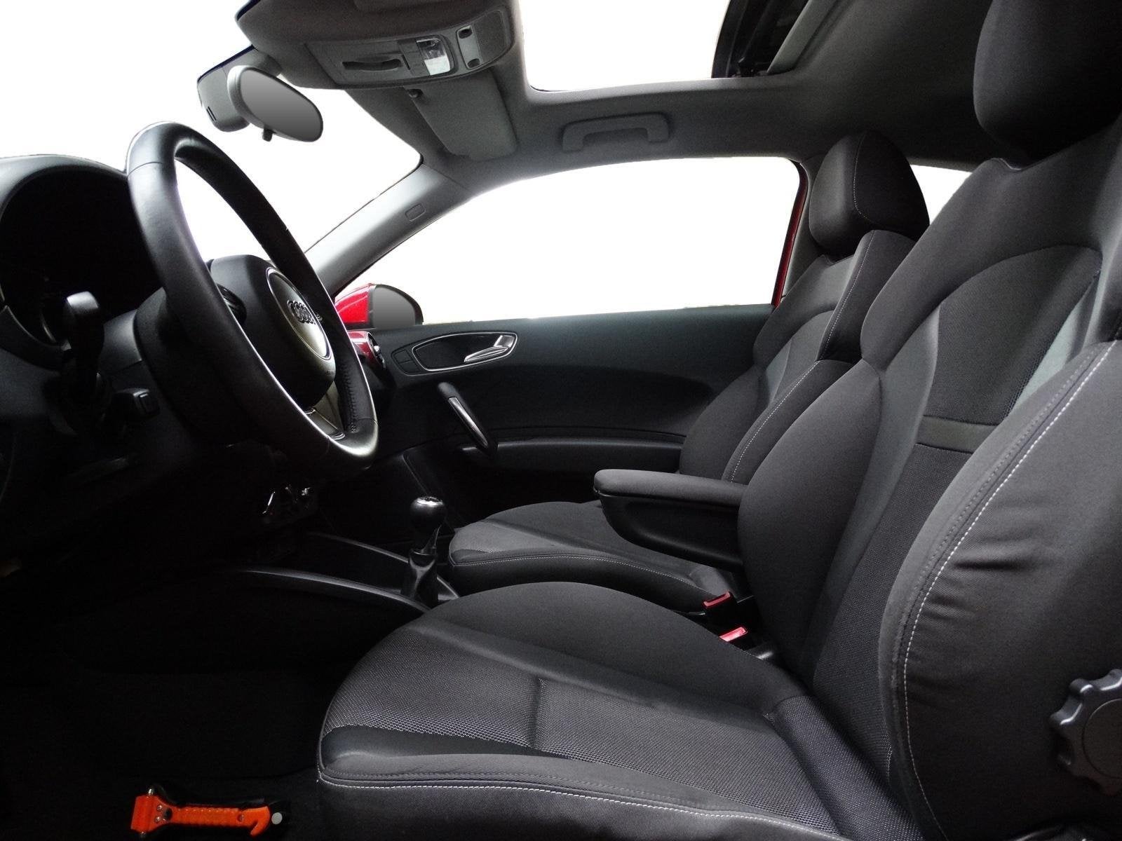 Audi A1 1.2 TFSI Panorama/Xenon/LED/PDC/Navi/Cruise, Auto's, Audi, Voorwielaandrijving, Euro 5, 86 pk, Start-stop-systeem