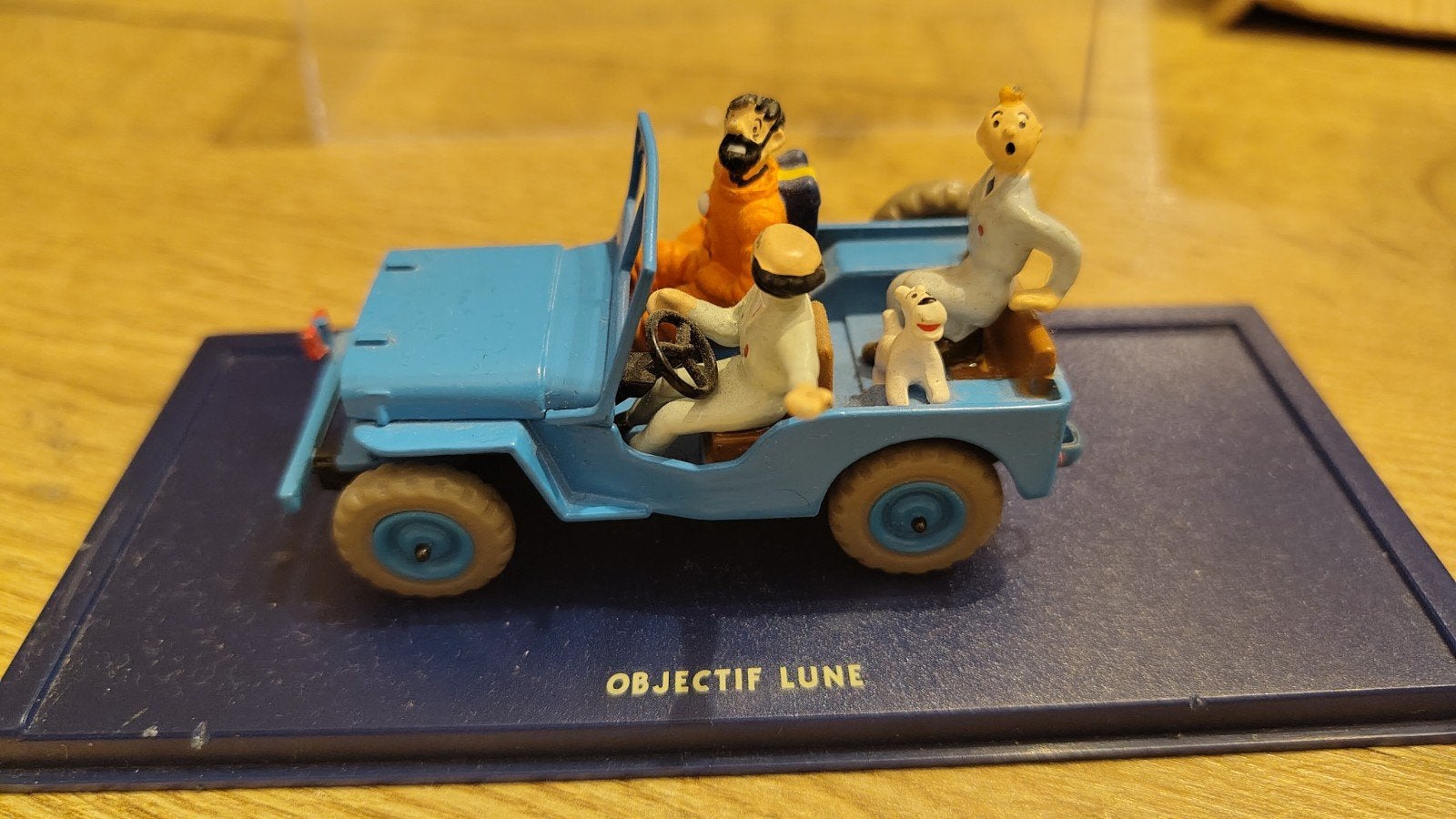 Kuifje in de Auto - Jeep uit "Kuifje op de Maan", Hobby en Vrije tijd, Modelauto's | 1:43, Ophalen of Verzenden, Zo goed als nieuw