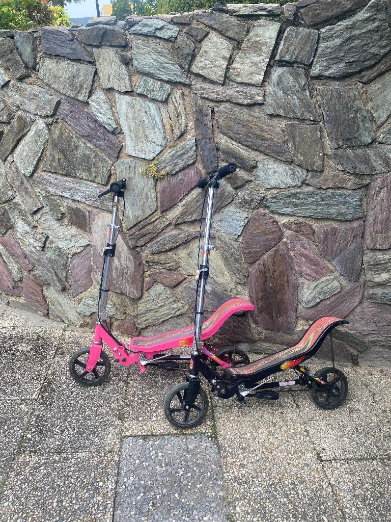 Space scooters zwart en roze, Ophalen