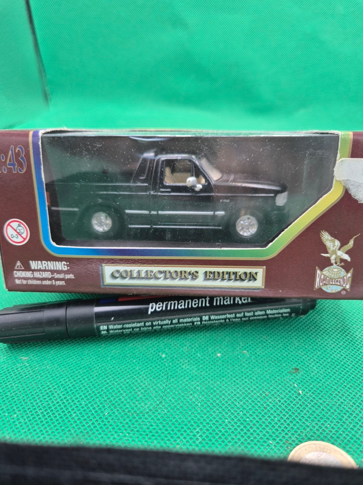 193 Ford F150 pick up 1/43 roadlegends, Ophalen of Verzenden, Zo goed als nieuw, Auto, Overige merken