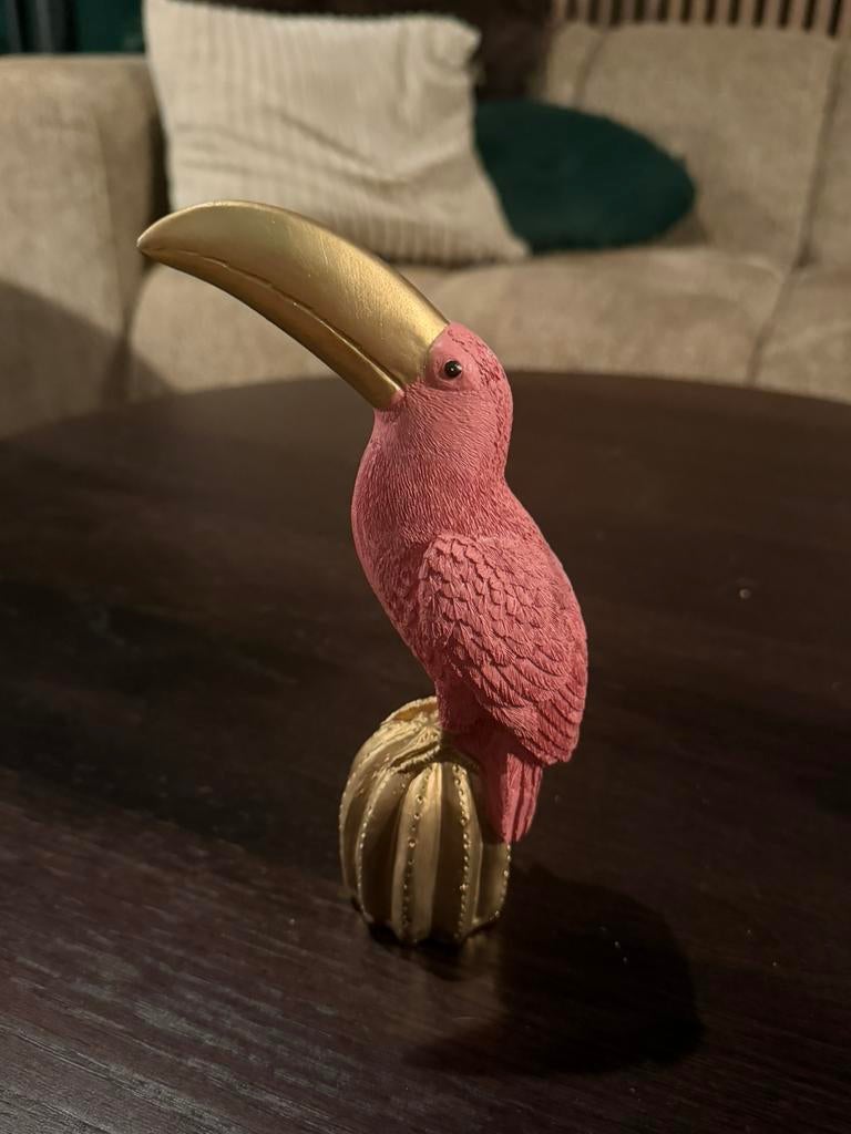 Beeldje Roze Toekan, Ophalen of Verzenden, Zo goed als nieuw