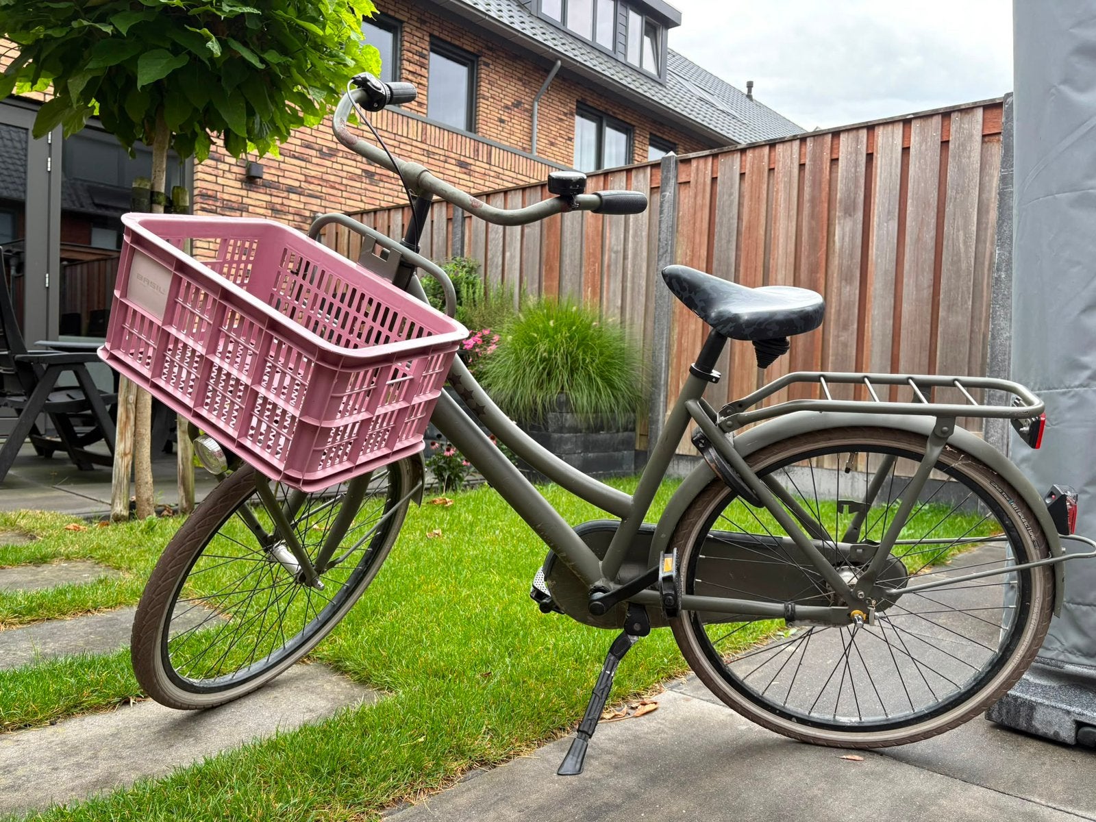 Cortina U4 24 inch 3 versnellingen met Basil krat, Ophalen, Terugtraprem, Versnellingen, Gebruikt