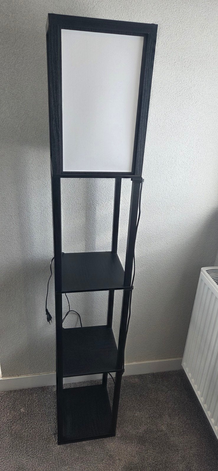 Zwarte staande lamp met planken - Modern design, Ophalen, Overige fittingen, Zo goed als nieuw, Modern