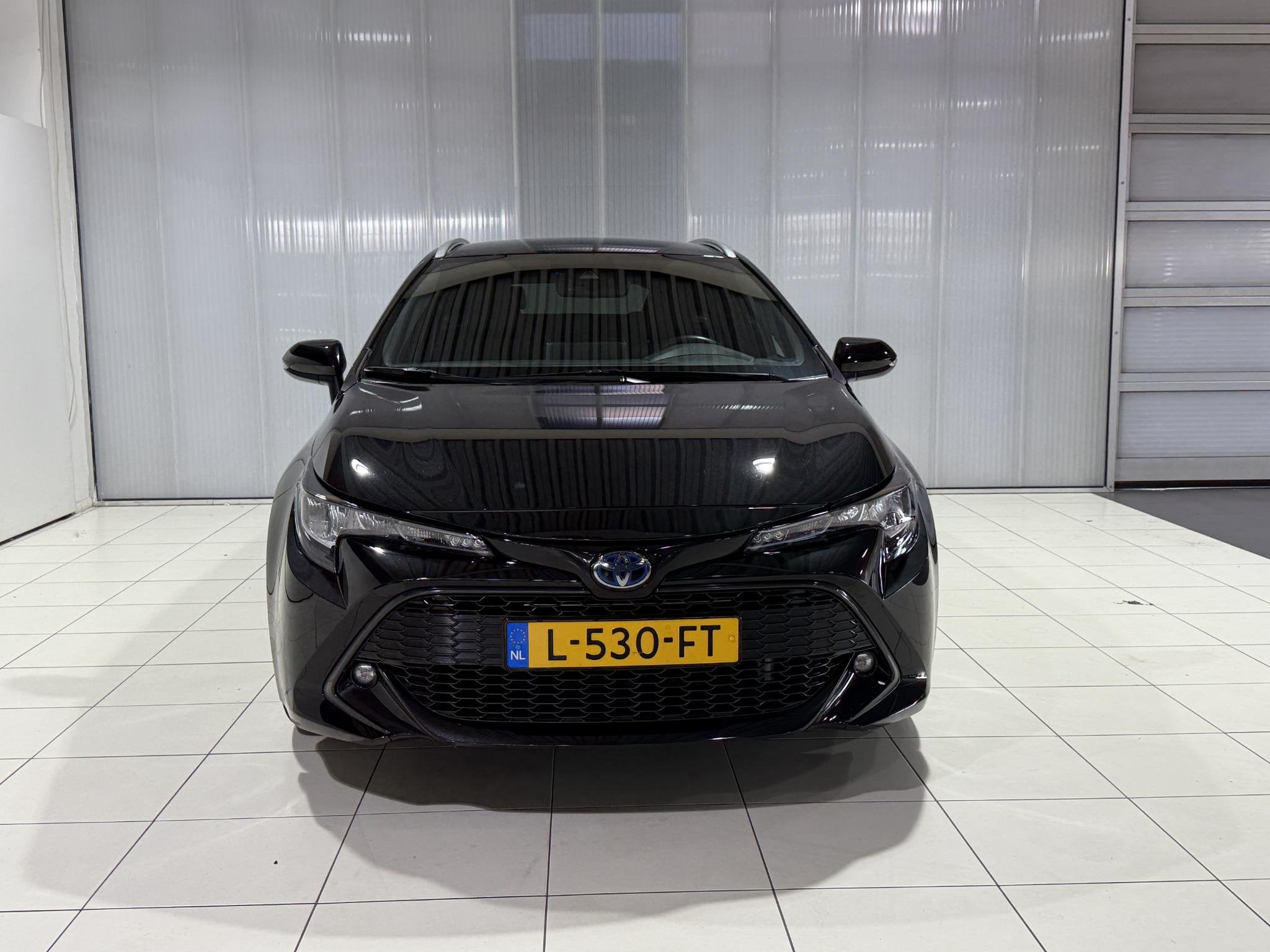 Toyota Corolla Touring Sports 1.8 Hybrid Dynamic Stoelverwar, 1345 kg, 450 kg, Gebruikt, 4 cilinders