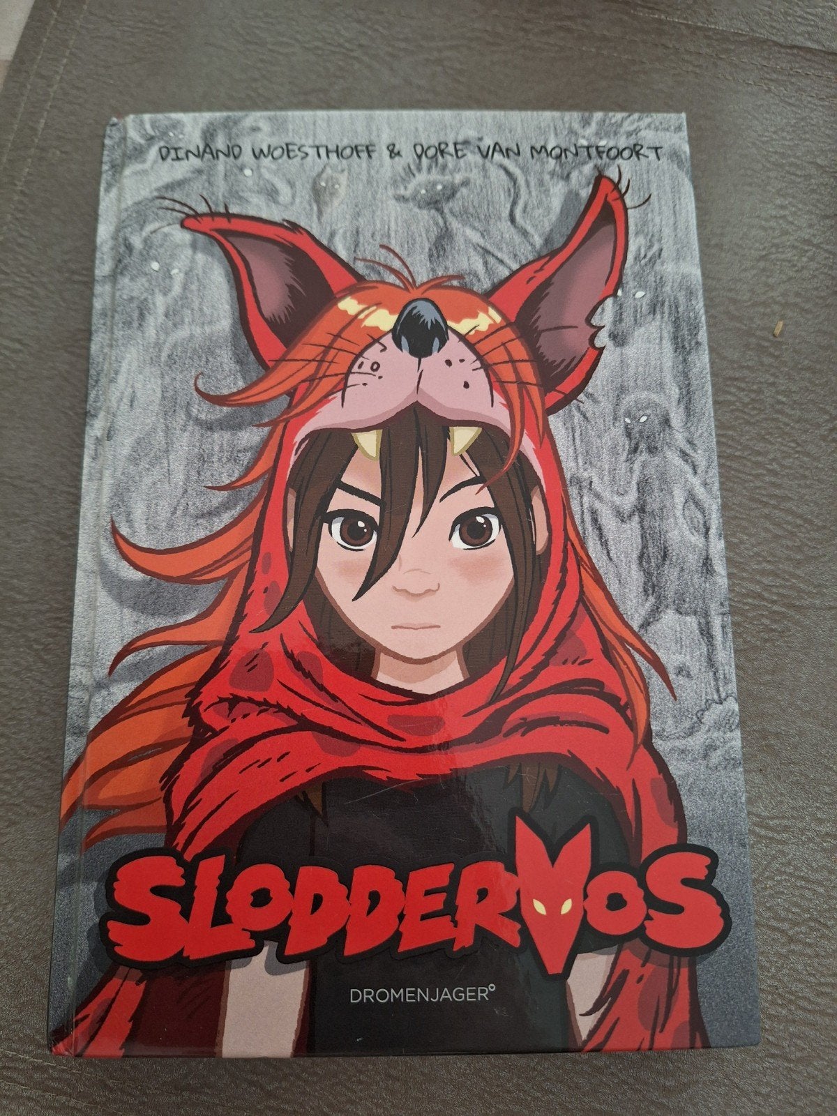 Sloddervos - Avonturenboek voor jongeren, Ophalen of Verzenden, Zo goed als nieuw, Dinand Woesthoff en Dore van Montfoort