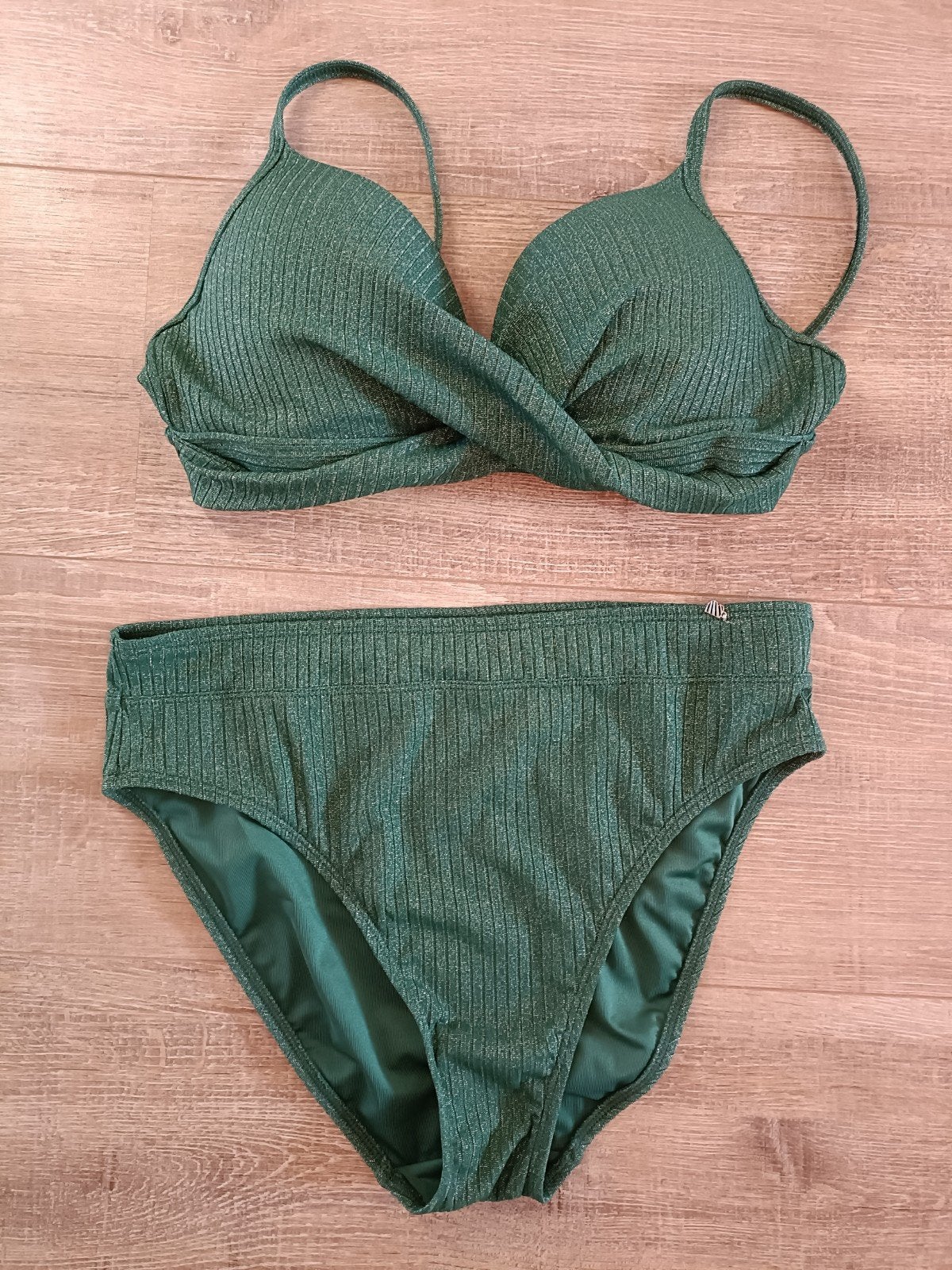 Beachlife Green Glitter maat 38 B, Ophalen of Verzenden, Zo goed als nieuw, Groen, Bikini