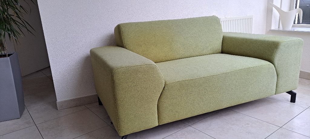Te koop Tweezitter / Loveseat - Montel, Ophalen, Gebruikt, 150 tot 200 cm, Tweepersoons
