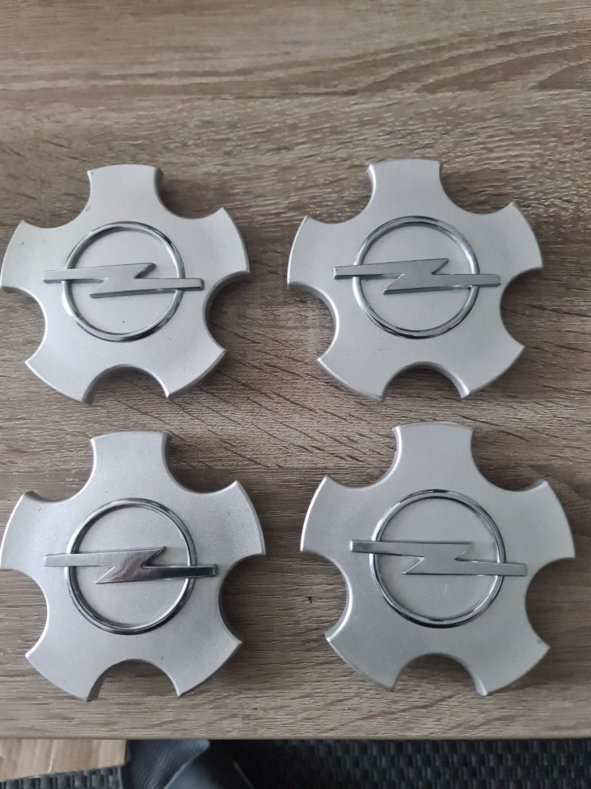 Set van 4 Opel wieldoppen / naafdoppen, Auto diversen, Wieldoppen, Ophalen of Verzenden