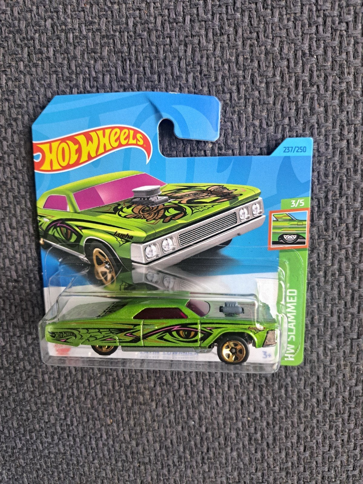 hotwheels model layin lowrider, Hobby en Vrije tijd, Auto, Malaysia, Ophalen of Verzenden, Zo goed als nieuw