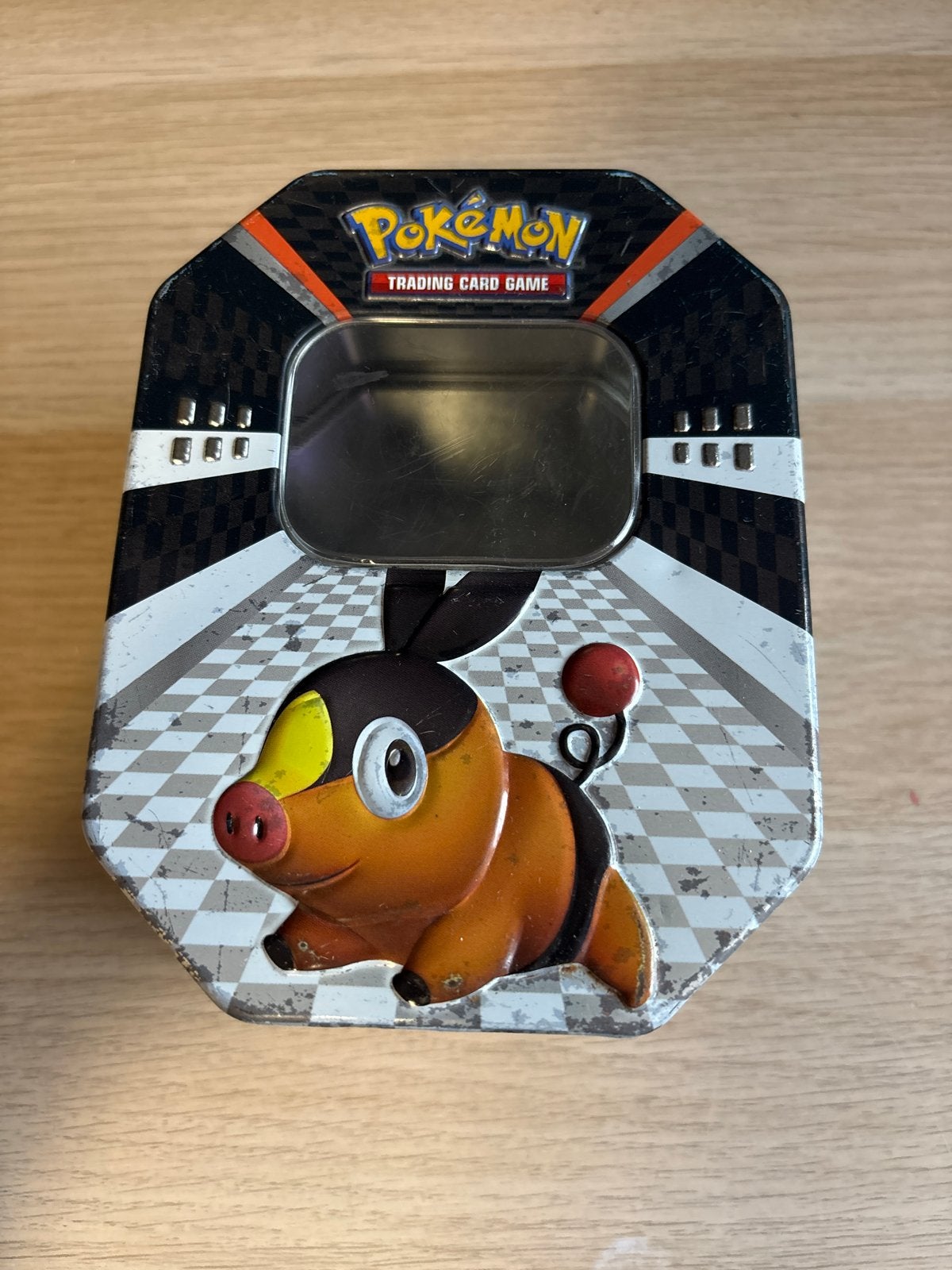 Pokémon Trading Card Game Tin met Tepig kaarten, Ophalen of Verzenden, Gebruikt, Overige typen