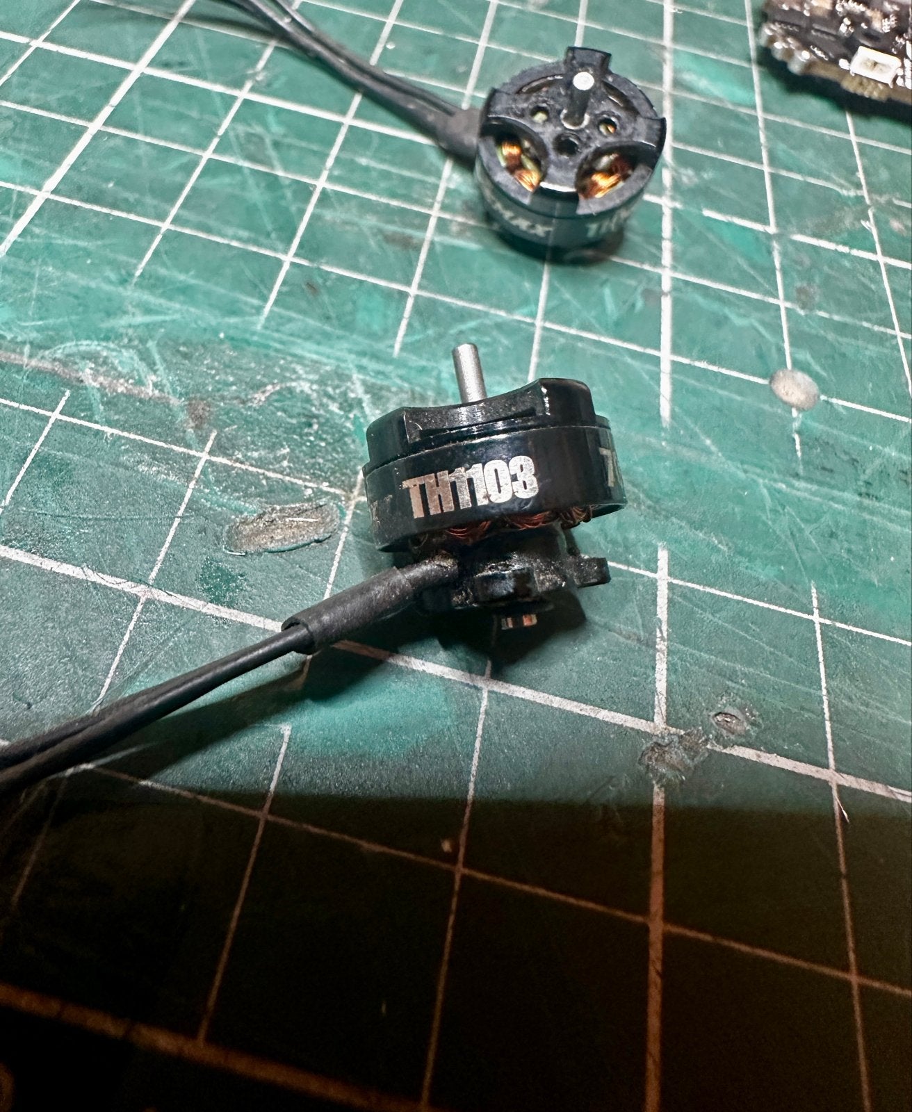 2x Emax 7000kv 1103 brushless motoren voor drones, Ophalen of Verzenden, Gebruikt