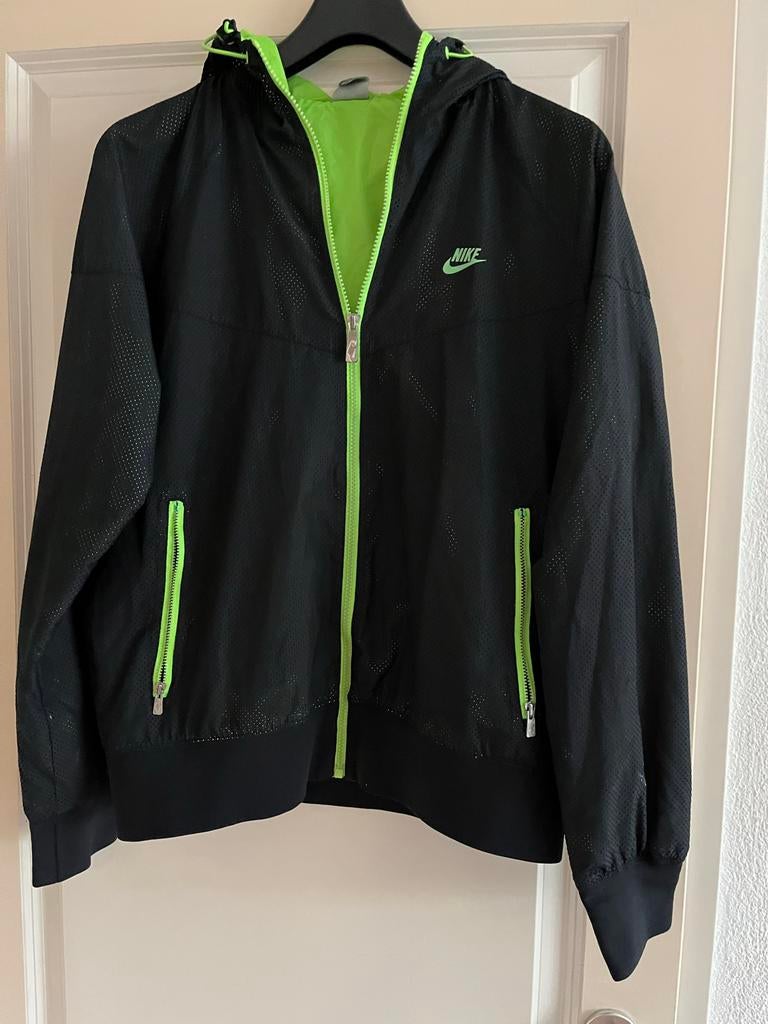 Nike Sportswear Windrunner Jack Zwart/Neon Groen Maat M, Maat 38/40 (M), Zwart, Ophalen of Verzenden, Zo goed als nieuw