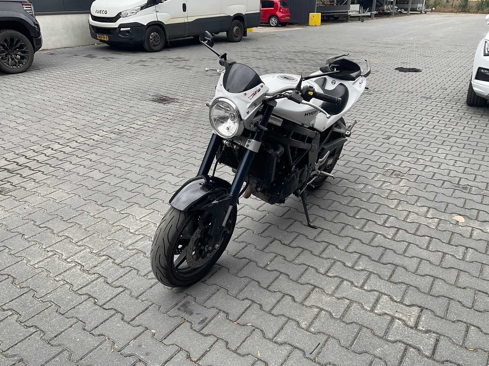 2011 Hyosung - GT 650 - Motorcycle, Motoren, Bedrijf, Gebruikt, Overig