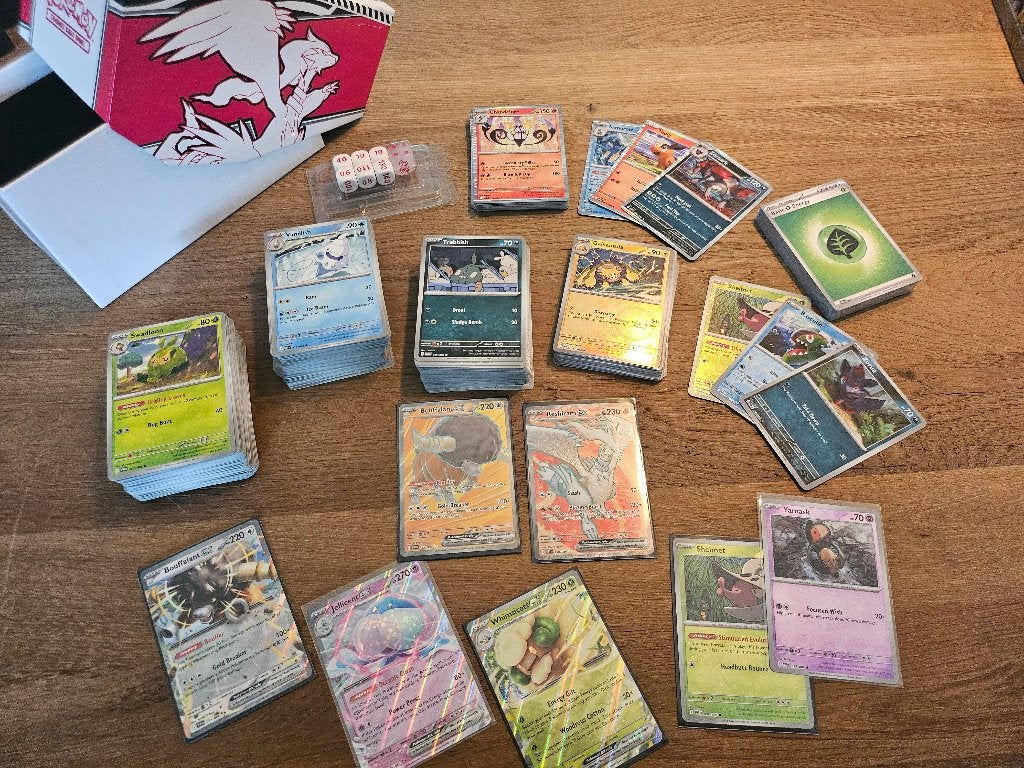 Pokemon kaarten. White Flare (bulk + hits in etb doos), Ophalen of Verzenden, Zo goed als nieuw, Meerdere kaarten