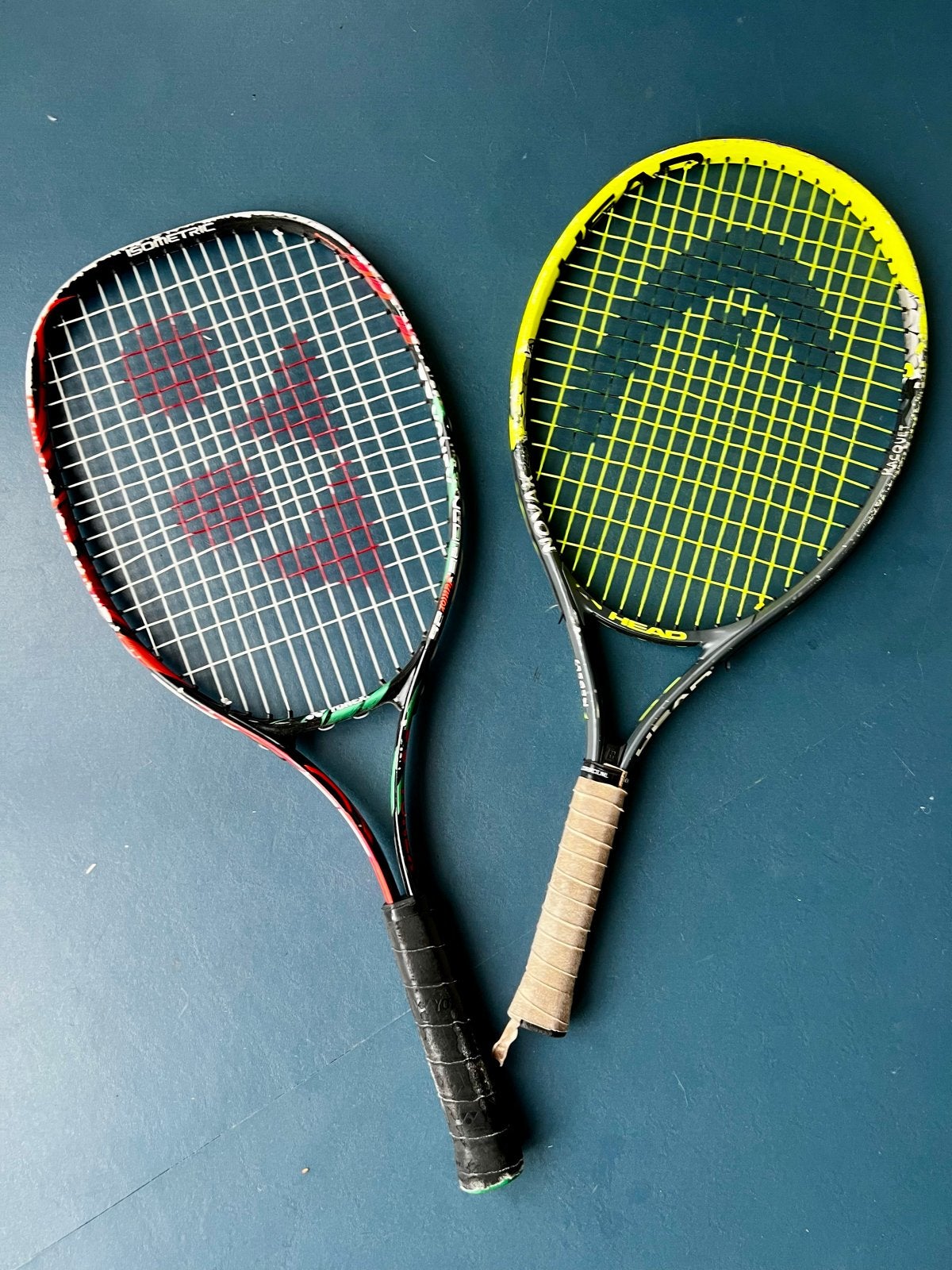 Twee tennisrackets: Yonex en Head (gebruikt), Sport en Fitness, Ophalen of Verzenden, Gebruikt, Racket