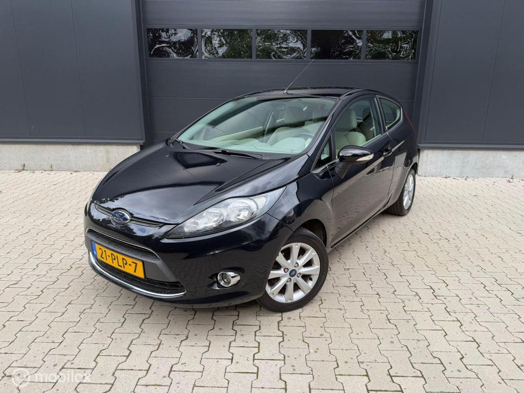 Ford Fiesta 1.25 Ghia Airco I Distributie Verv I NAP, Voorwielaandrijving, Euro 5, Stof, 4 cilinders