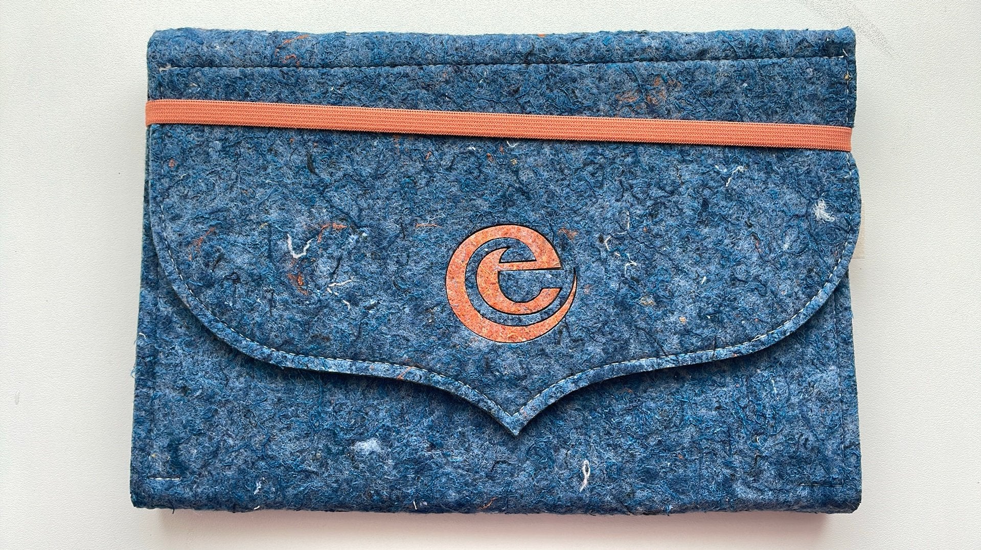Efteling PinParade Vaandel Blauw, Ophalen of Verzenden, Nieuw, Gebruiksvoorwerp